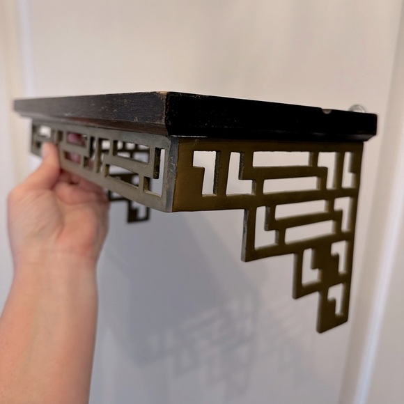 Vintage Chinoiserie Brass and Wood Shelf - Picture 3 of 6